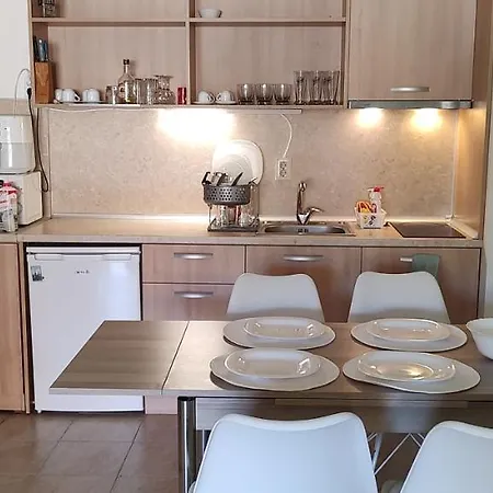 на метри от плажа Apartment *